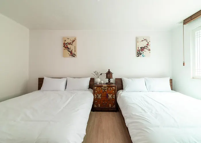 #teddy's #private Rooftop #3br #near Hongdae And Sogang Univ
